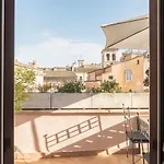 Penthouse With Terrace In The Heart Of * Roma