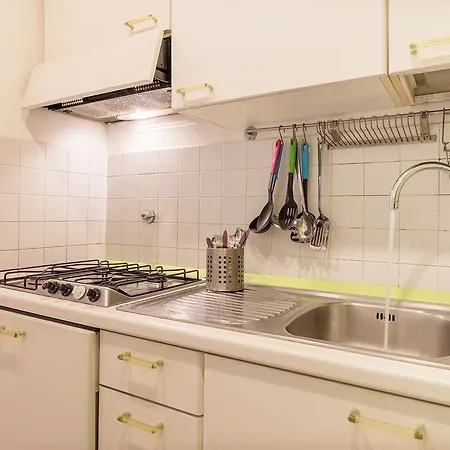Διαμέρισμα Penthouse With Terrace In The Heart Of
