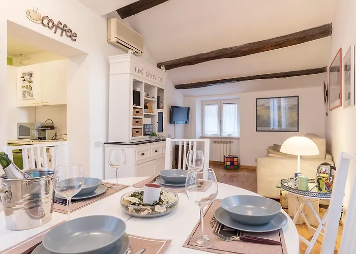 Penthouse With Terrace In The Heart Of * Róma