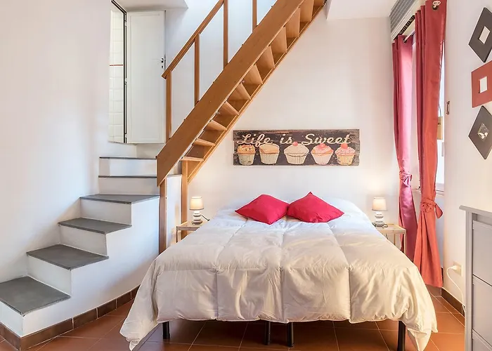 Penthouse With Terrace In The Heart Of * Róma