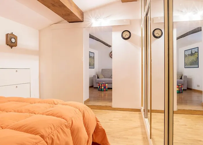 Penthouse With Terrace In The Heart Of Apartman Róma