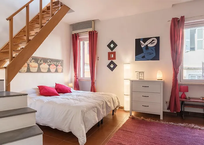 Penthouse With Terrace In The Heart Of * Róma