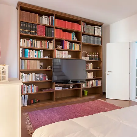 アパート Penthouse With Terrace In The Heart Of ローマ